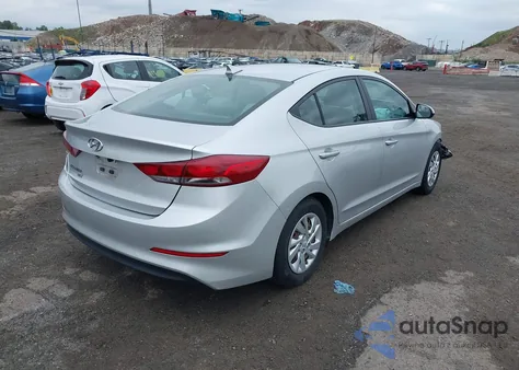 2017 Hyundai Elantra Se z USA, uszkodzony, nr VIN 5NPD74LF5HH063825